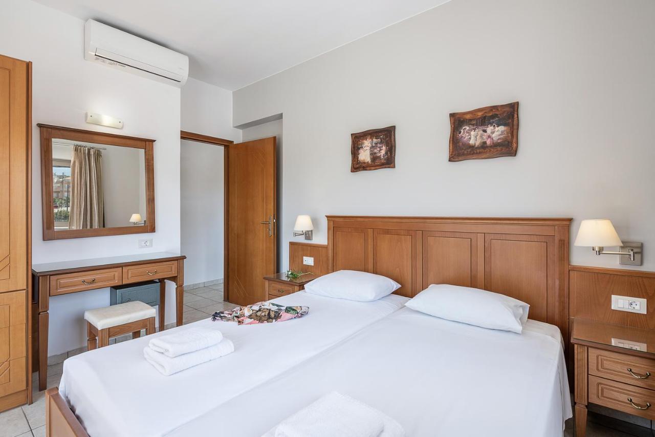 Nektar Beach Hotel Stalós Eksteriør billede
